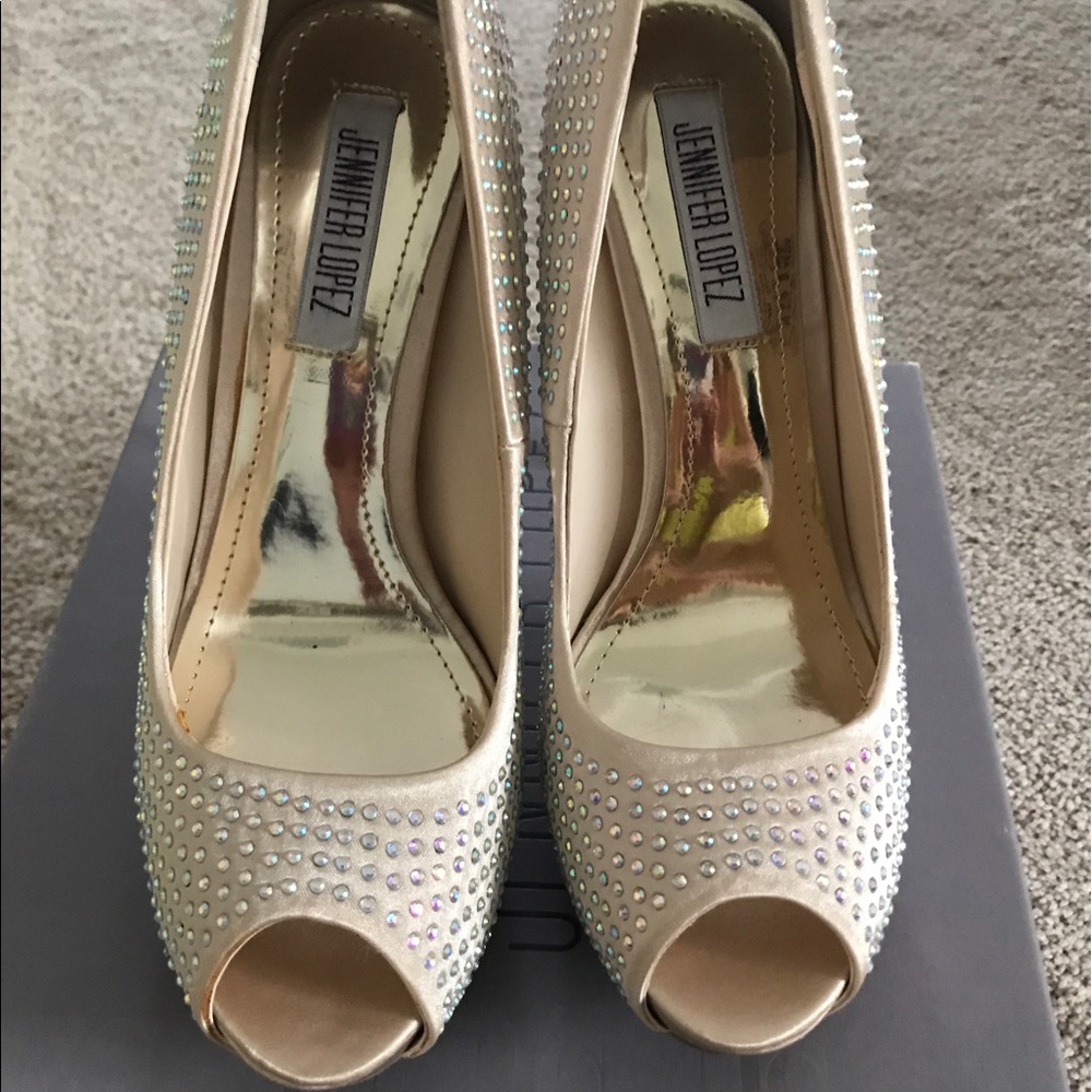 Jennifer Lopez shoes